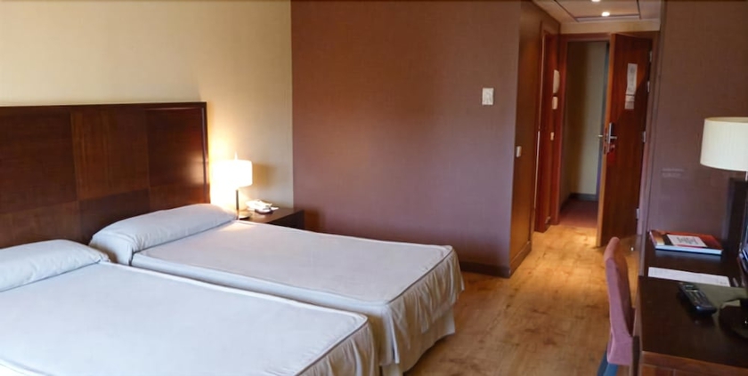 Imagen de la habitación del Hotel Grand Ciudad De Barbastro. Foto 10