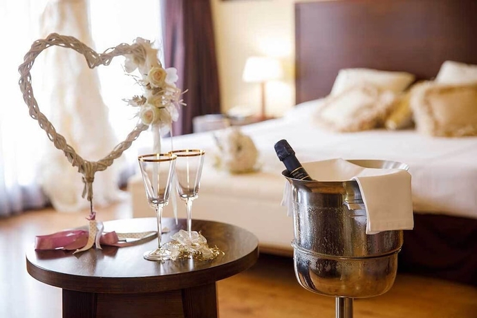 Imagen de la habitación del Hotel Grand Ciudad De Barbastro. Foto 14