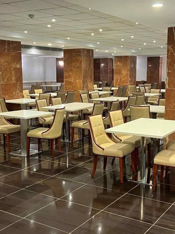 Imagen del bar/restaurante del Hotel Grand Cleopatra Luxor. Foto 4