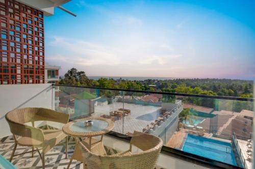 Imagen general del Hotel Grand Continent Morjim. Foto 5