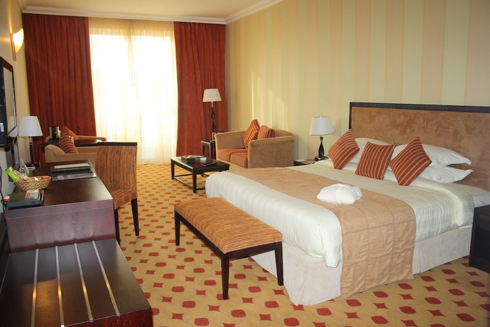 Imagen de la habitación del Hotel Grand Continental, Abu Dhabi. Foto 7