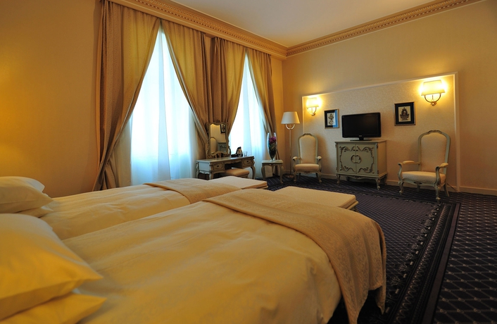 Imagen de la habitación del Hotel Grand Continental. Foto 5