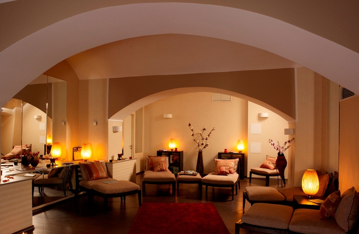 Imagen de los interiores del Hotel Grand Continental. Foto 13