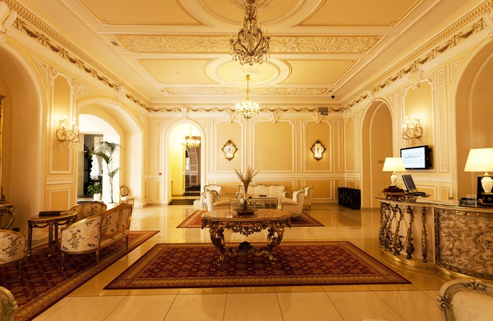 Imagen de los interiores del Hotel Grand Continental. Foto 15