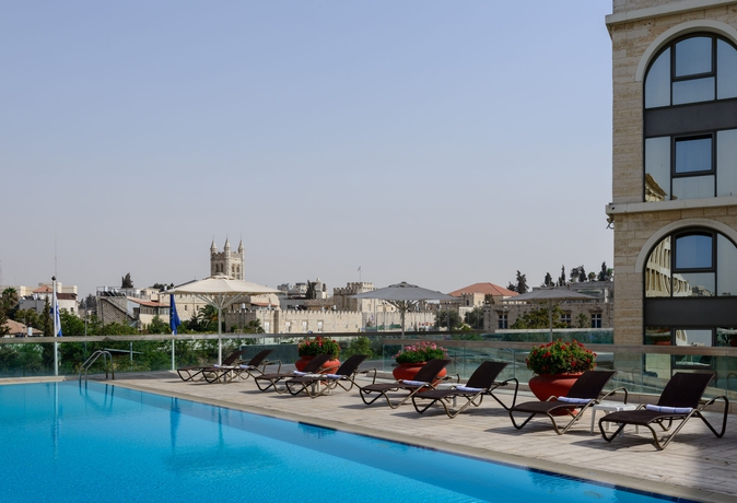Imagen de la piscina del Hotel Grand Court Jerusalem. Foto 11