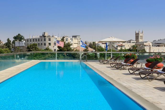 Imagen de la piscina del Hotel Grand Court Jerusalem. Foto 13