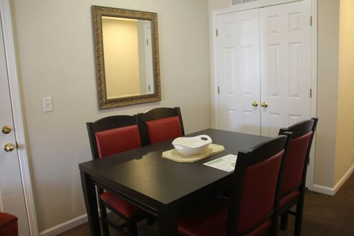 Imagen de la habitación del Hotel Grand Crowne Resort by Capital Vacations. Foto 17