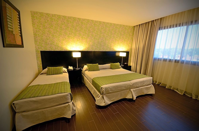 Imagen de la habitación del Hotel Grand Crucero. Foto 8