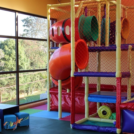 Imagen de los interiores del Hotel Grand Crucero. Foto 13