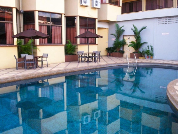 Imagen de la piscina del Hotel Grand Crystal Kedah. Foto 16