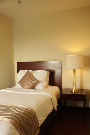 Imagen de la habitación del Hotel Grand Dafam Ancol Jakarta. Foto 9