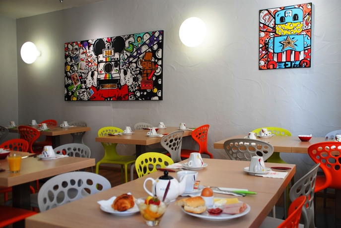 Imagen del bar/restaurante del Hotel Grand Dauphiné, Boutique and Suites. Foto 2