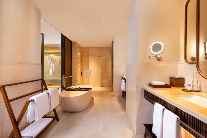 Imagen de la habitación del Hotel Grand De Djokja. Foto 6