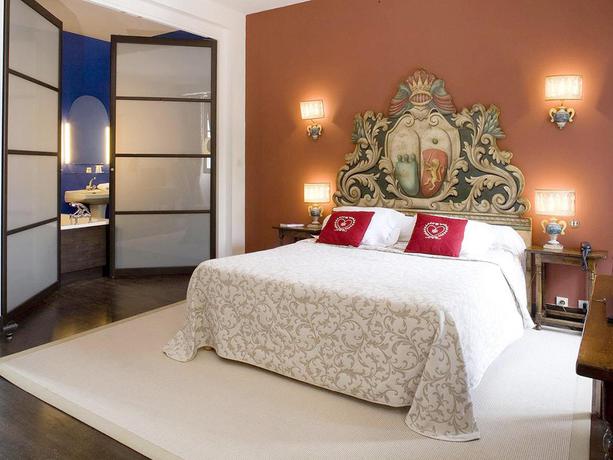 Imagen de la habitación del Hotel Grand De L'Abbaye, Beaugency. Foto 5