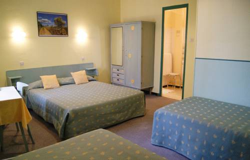 Imagen de la habitación del Hotel Grand De La Poste, Salon de Provence. Foto 12