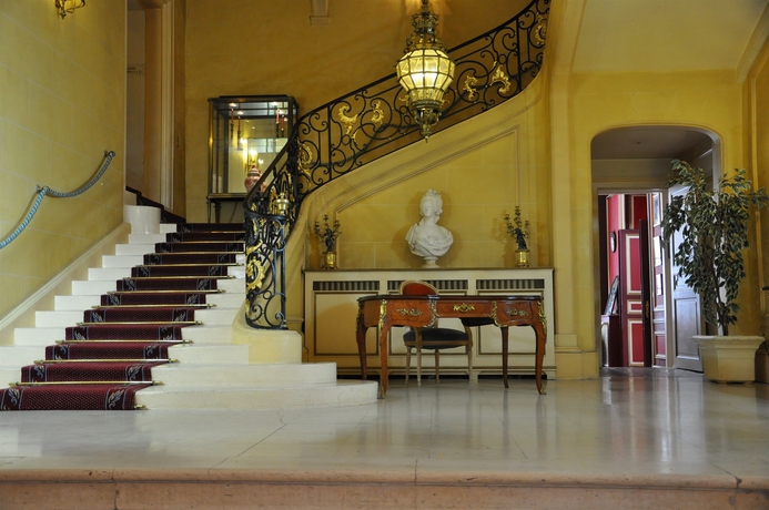 Imagen de los interiores del Hotel Grand De La Reine Place Stanislas. Foto 10