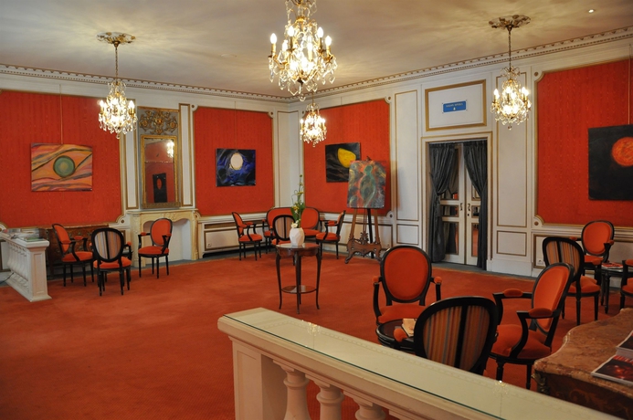 Imagen de los interiores del Hotel Grand De La Reine Place Stanislas. Foto 11