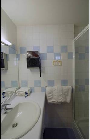 Imagen de la habitación del Hotel Grand De L'europe, Langres. Foto 6