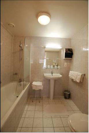 Imagen de la habitación del Hotel Grand De L'europe, Langres. Foto 7