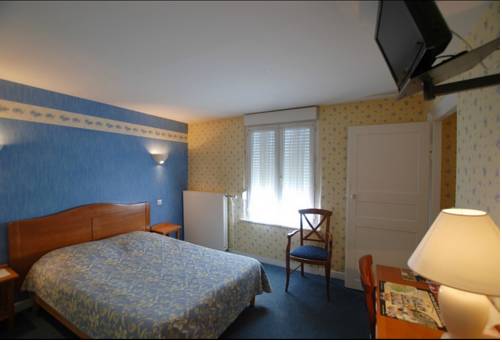 Imagen de la habitación del Hotel Grand De L'europe, Langres. Foto 11