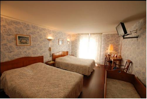Imagen de la habitación del Hotel Grand De L'europe, Langres. Foto 12