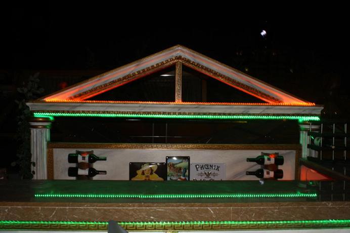 Imagen del bar/restaurante del Hotel Grand De Londres, Plaza Taksim. Foto 7