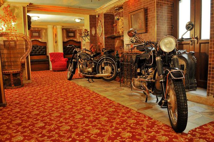 Imagen general del Hotel Grand De Londres, Plaza Taksim. Foto 2