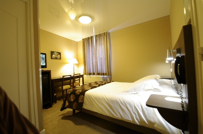 Imagen de la habitación del Hotel Grand De L'univers. Foto 7