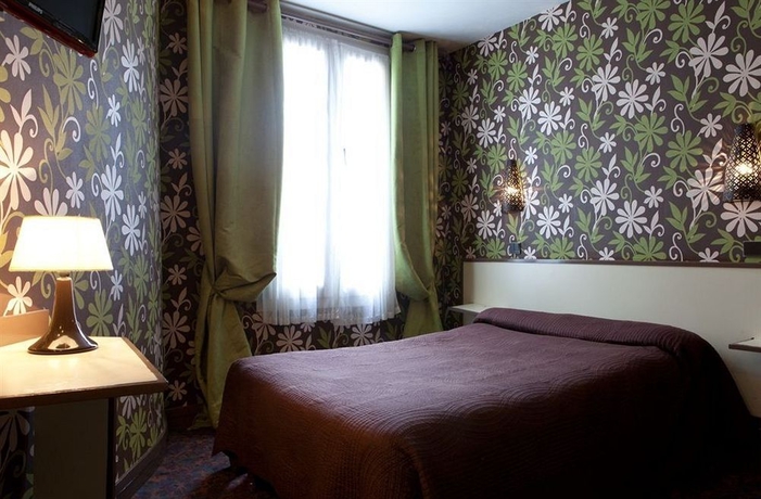 Imagen de la habitación del Hotel Grand De Paris. Foto 8