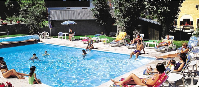 Imagen de la piscina del Hotel Grand De Valloire Et Du Galibier. Foto 18