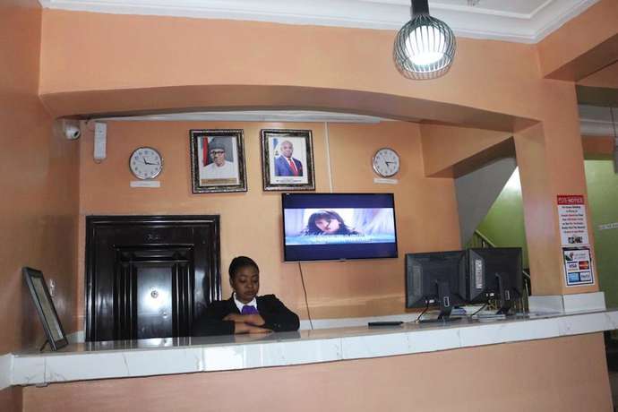 Imagen general del Hotel Grand Decent and Suites. Foto 1