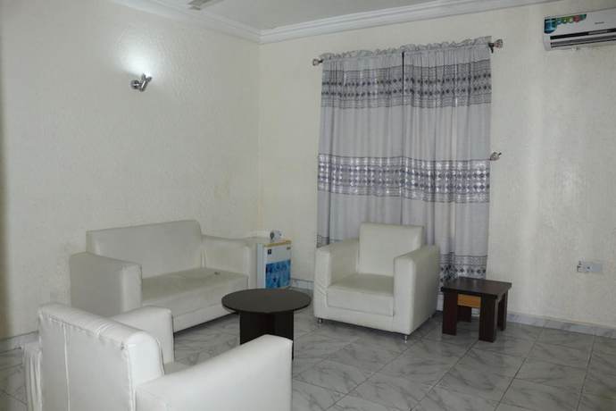 Imagen de la habitación del Hotel Grand Decent and Suites. Foto 13