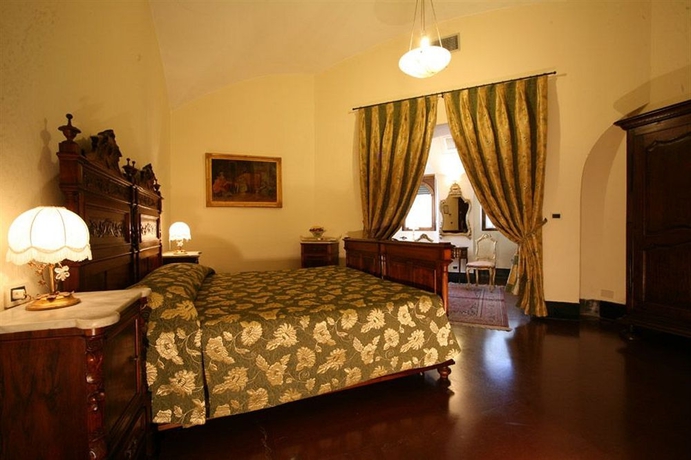 Imagen de la habitación del Hotel Grand Dei Castelli. Foto 5