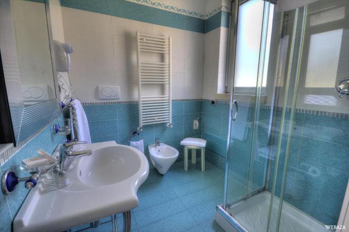 Imagen de la habitación del Hotel Grand Dei Cavalieri. Foto 10