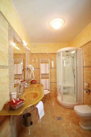 Imagen de la habitación del Hotel Grand Del Parco - Bergamo Airport. Foto 9
