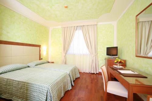Imagen de la habitación del Hotel Grand Del Parco - Bergamo Airport. Foto 11