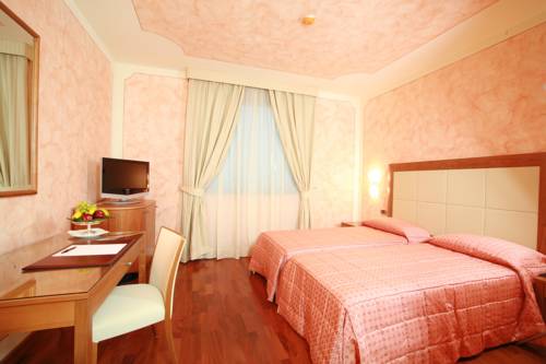 Imagen de la habitación del Hotel Grand Del Parco - Bergamo Airport. Foto 12