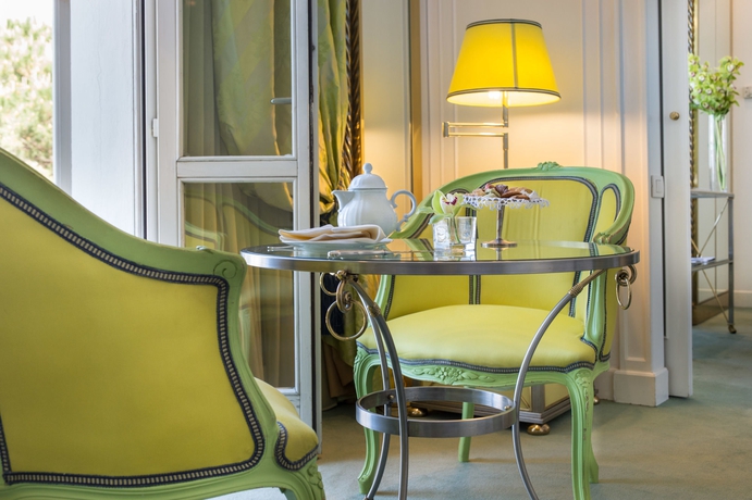 Imagen de los interiores del Hotel Grand Des Bains. Foto 11