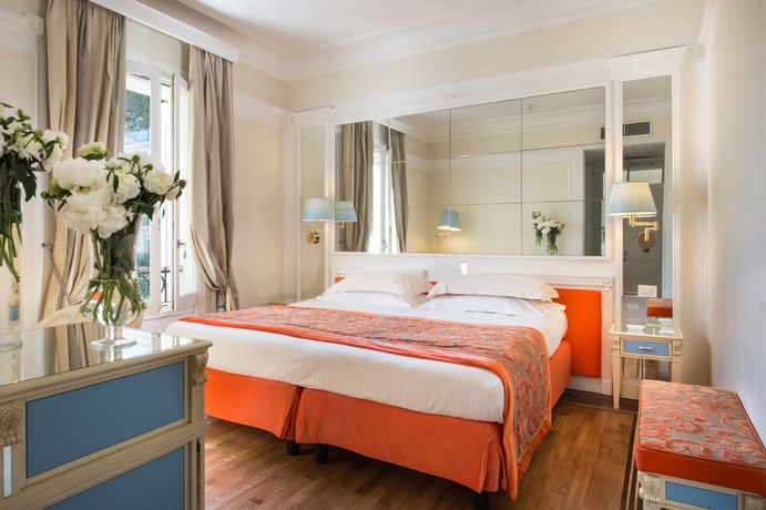 Imagen de la habitación del Hotel Grand Des Bains. Foto 6