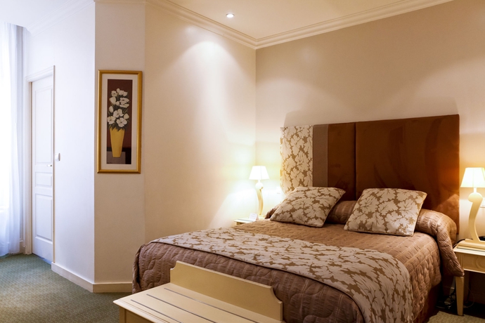 Imagen de la habitación del Hotel Grand Des Terreaux. Foto 5
