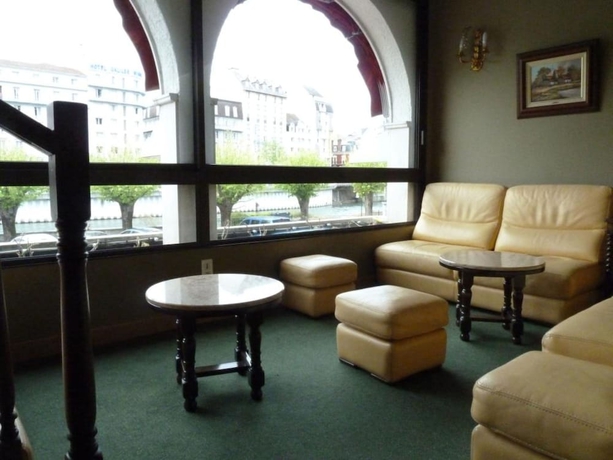 Imagen del bar/restaurante del Hotel Grand D'espagne. Foto 4