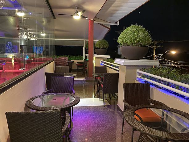 Imagen de la habitación del Hotel Grand Diamond Suites Trinidad. Foto 12