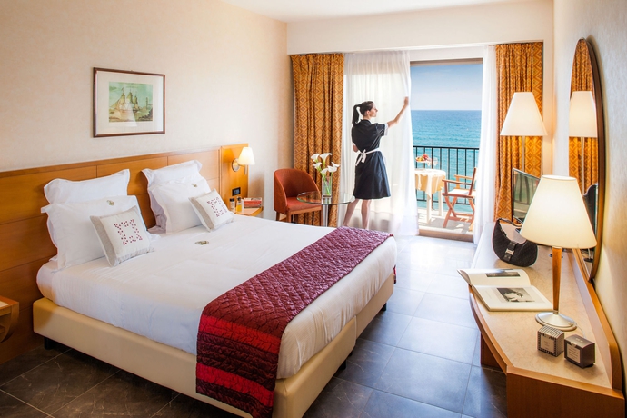 Imagen de la habitación del Hotel Grand Diana Majestic. Foto 8