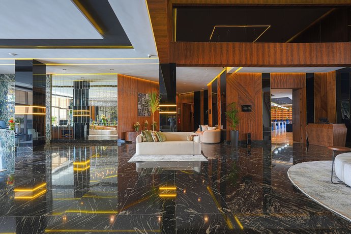 Imagen de los interiores del Hotel Grand Dominium. Foto 14