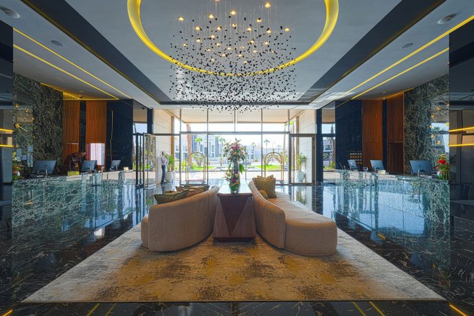 Imagen de los interiores del Hotel Grand Dominium. Foto 15