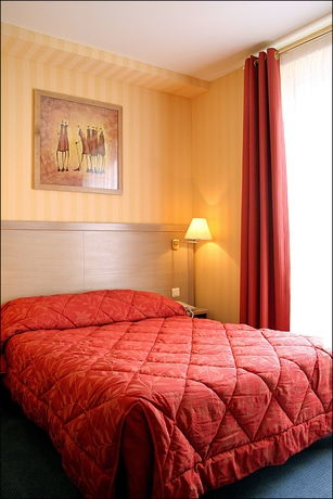 Imagen de la habitación del Hotel Grand Dore. Foto 7