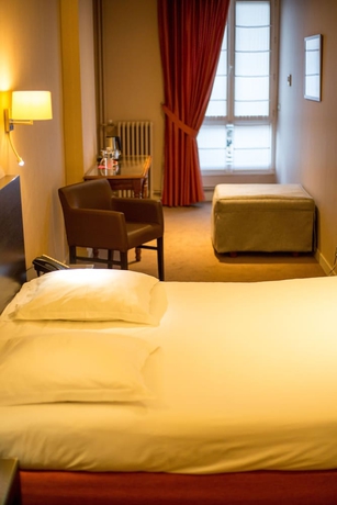 Imagen de la habitación del Hotel Grand D'orléans, Toulouse. Foto 14