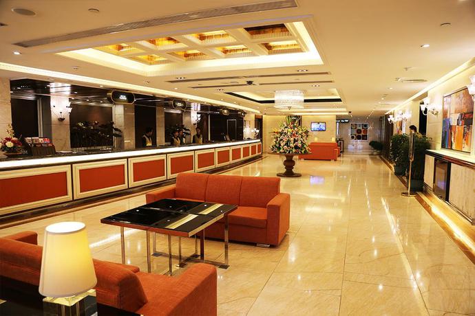 Imagen de los interiores del Hotel Grand Dragon. Foto 7