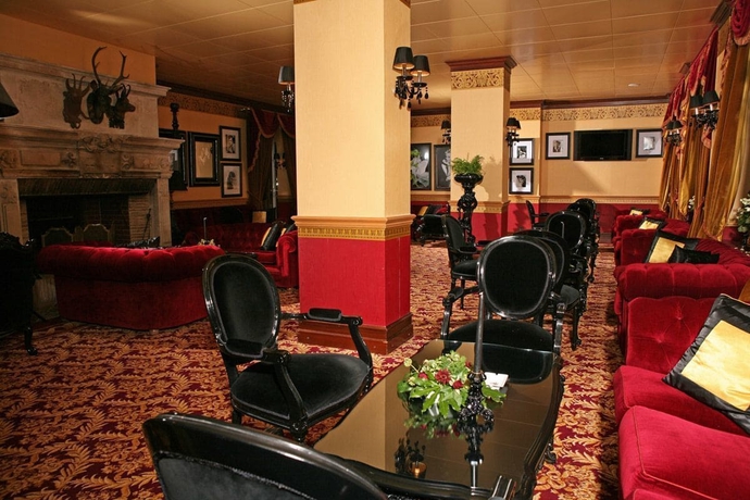 Imagen de los interiores del Hotel Grand Du Golf and Palace. Foto 17