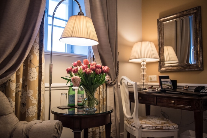 Imagen de la habitación del Hotel Grand Du Lac Vevey. Foto 2